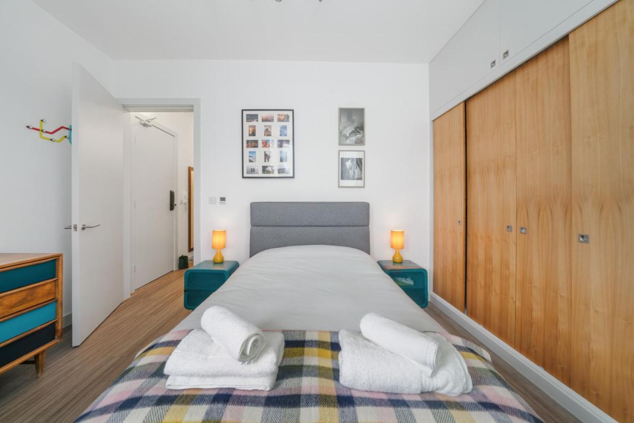 Ickburgh Road Guesthouse ロンドン エクステリア 写真